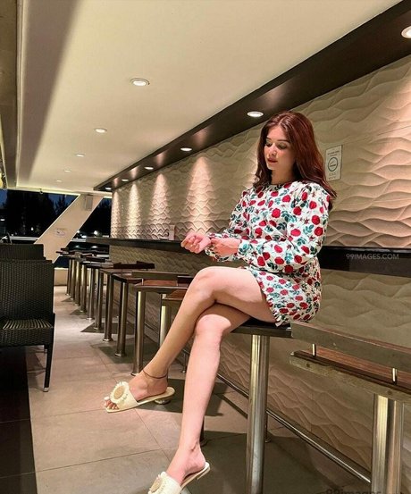 Bhavika Sharma onlyfans content type