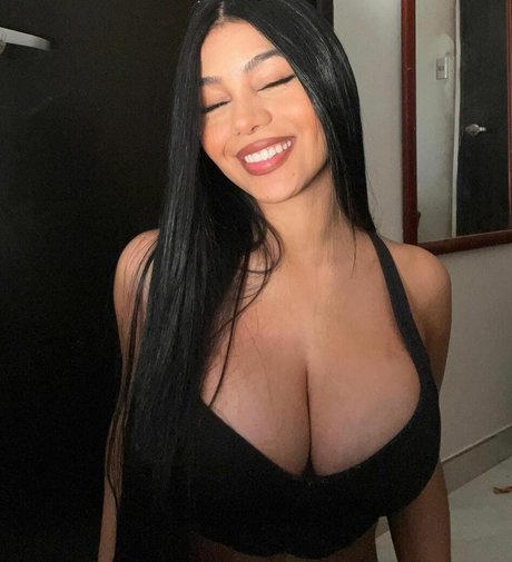 Barbaramirezz onlyfans public photos