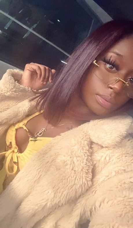 Lola B Tango new onlyfans leak