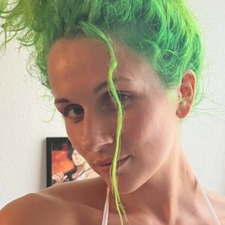 Sscauliflass nude only fans