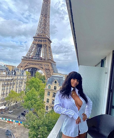 Krissttal Ruizz onlyfans leak