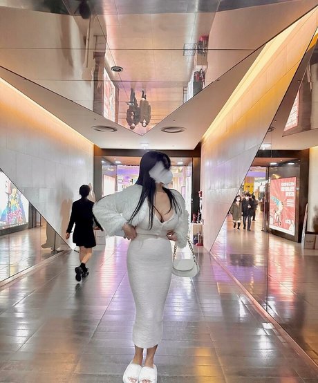 h___xee nude onlyfans