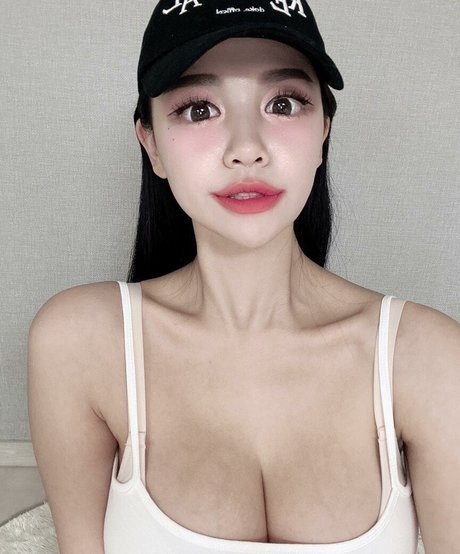 h___xee onlyfans archives