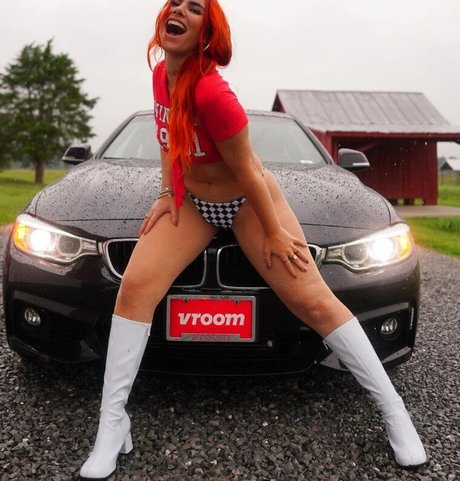 Alicia Atout onlyfans sexy