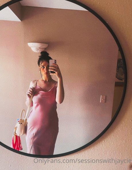 sessionswithjaycie topless onlyfans