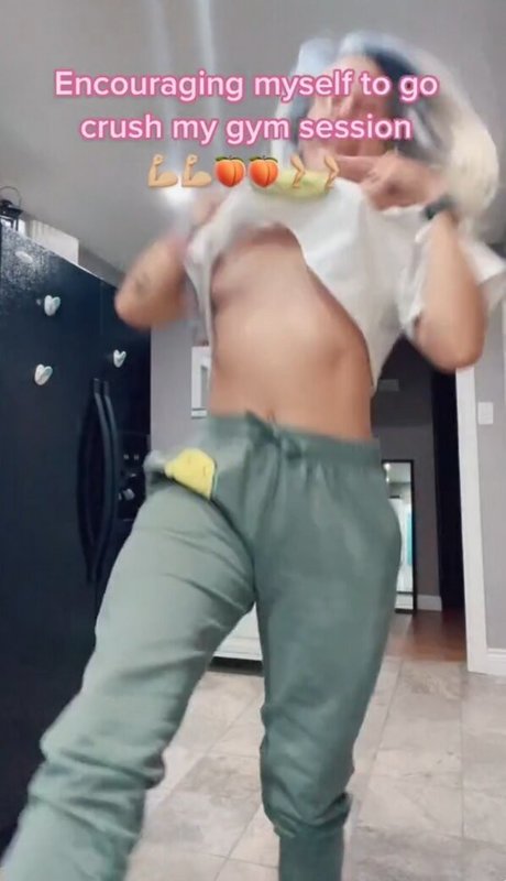 Barbiewants2hype onlyfans leaked pics