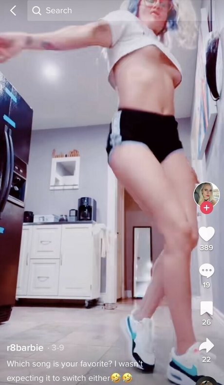 Barbiewants2hype only fans nudes