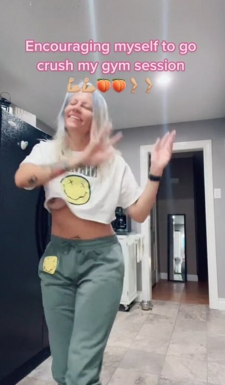 tall onlyfans pornographic images