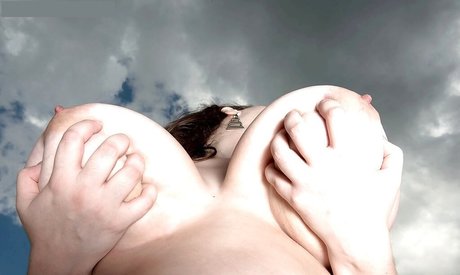 Tiggle Bitties onlyfans leaks nudes