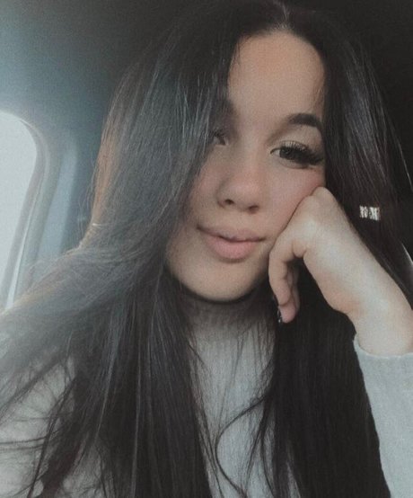 Shelby Dias onlyfans porn