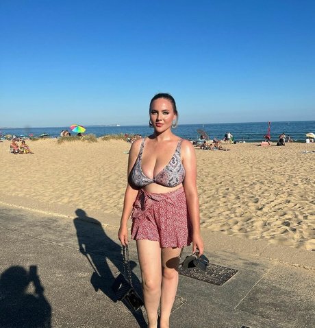 moonbeamlouth topless onlyfans