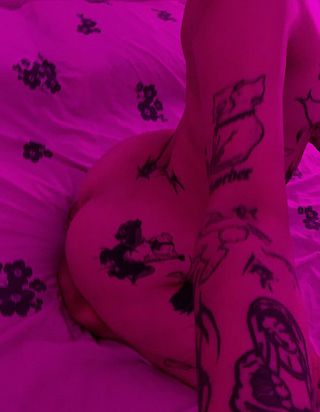 hardsentimentalz onlyfans pics