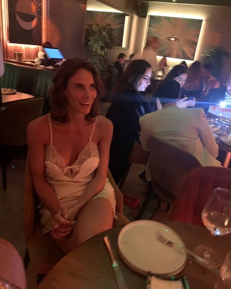 famous ladyboy onlyfans pornos self-portrait