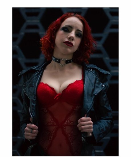 Asmodena topless onlyfans