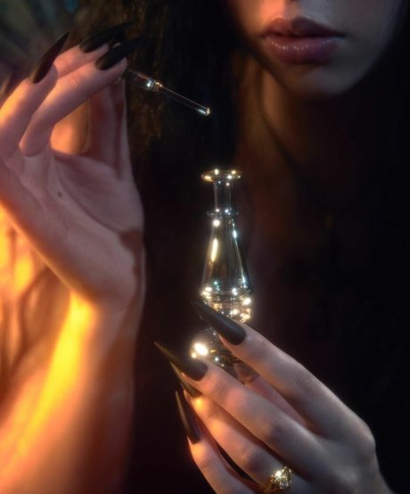 Emma Karla Peet onlyfans nude