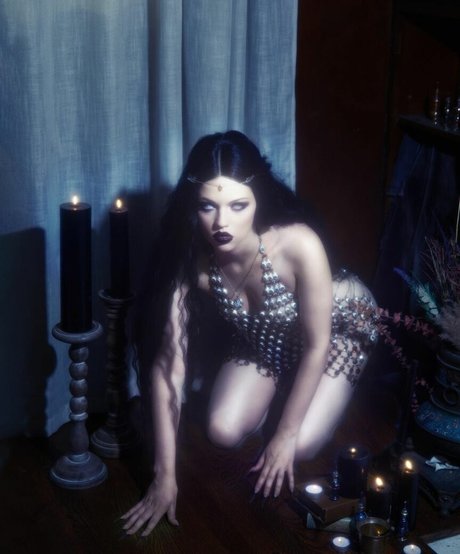 Emma Karla Peet onlyfans nude content