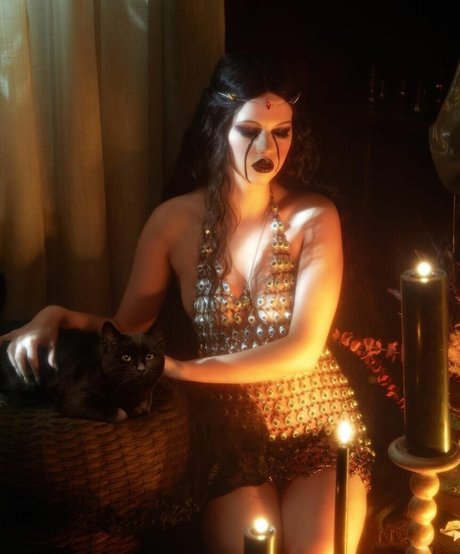 Emma Karla Peet Profile image