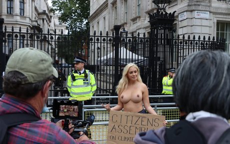 Laura Amherst onlyfans leaked pictures