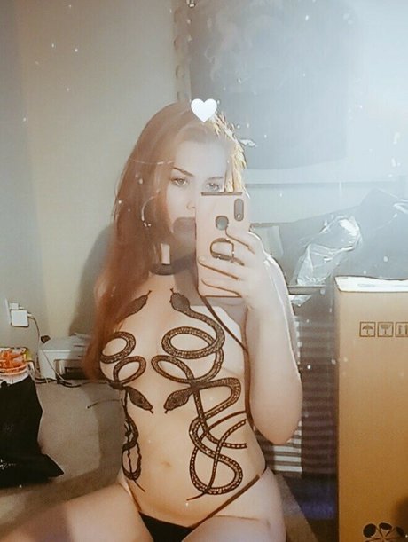 SmokeAndSomno pics onlyfans