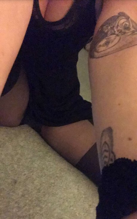 Pixie Holly only fans pic