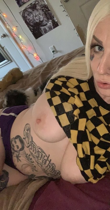 Courtdaplug free only fans