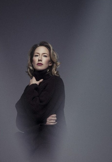 Carrie Coon onlyfans strip tease