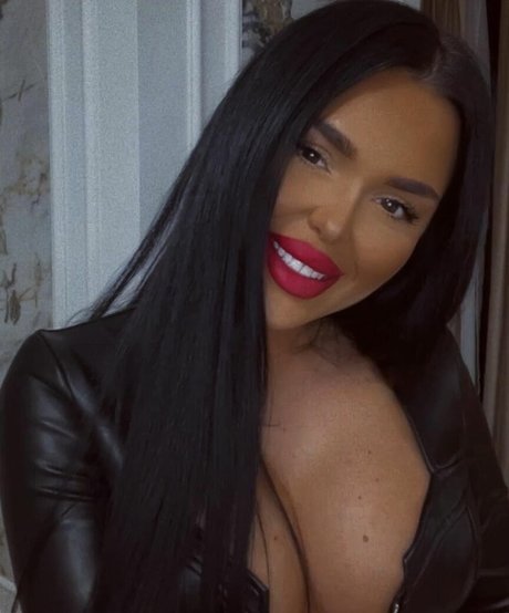 andra dumi onlyfans nude leaked