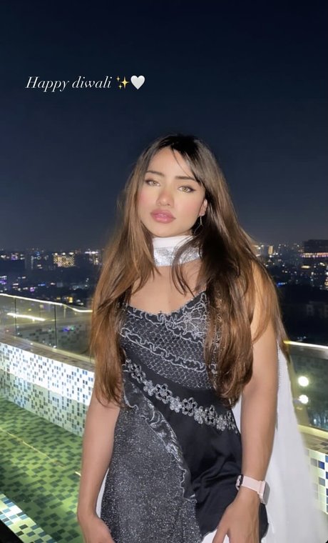 blonde handjob onlyfans nudes illustration