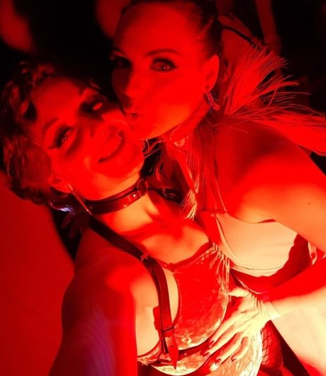 Irina Mirella onlyfans porn free