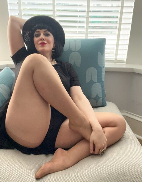 loveitwithlynsey onlyfans nudes leaked