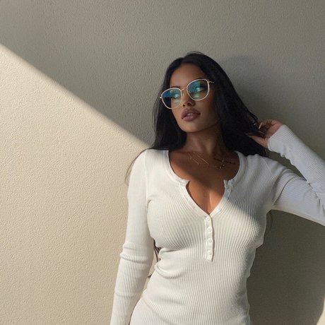 Ari Kumar onlyfans topless