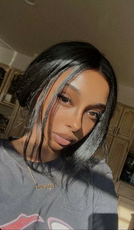 Rave Vanias onlyfans leaked nudes