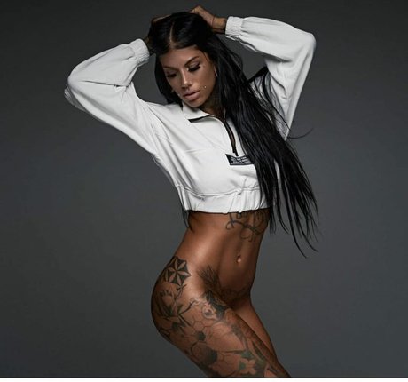 Meli Lakic onlyfans naked pics