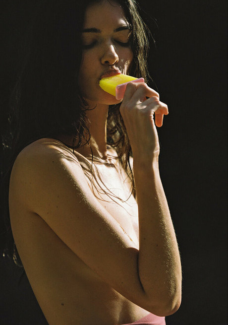 Sofia Reynal naked onlyfans leak