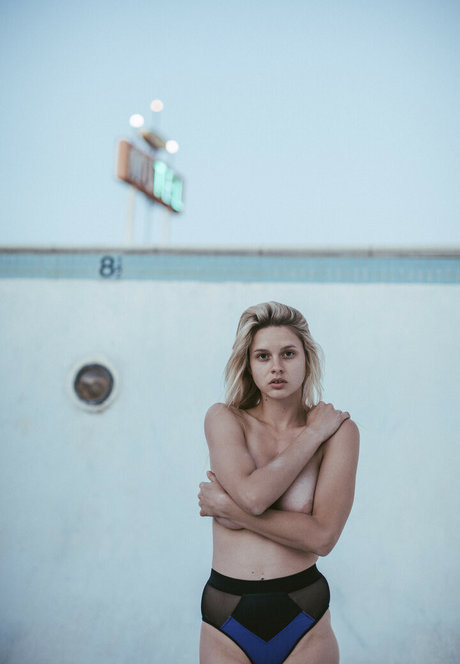 Elle Brittain sexy onlyfans