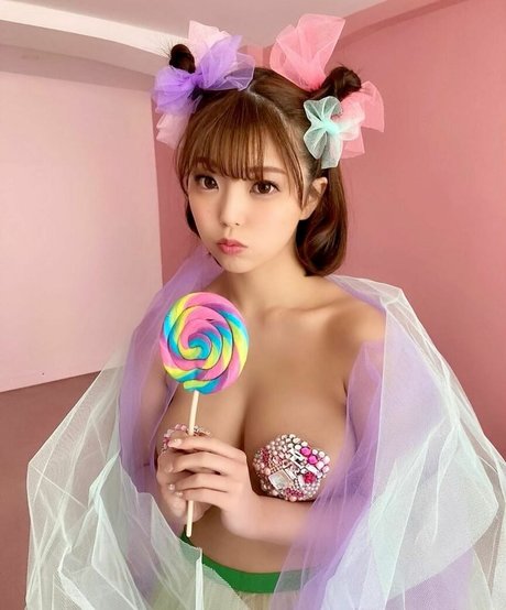 momo burlesque leaked onlyfans free