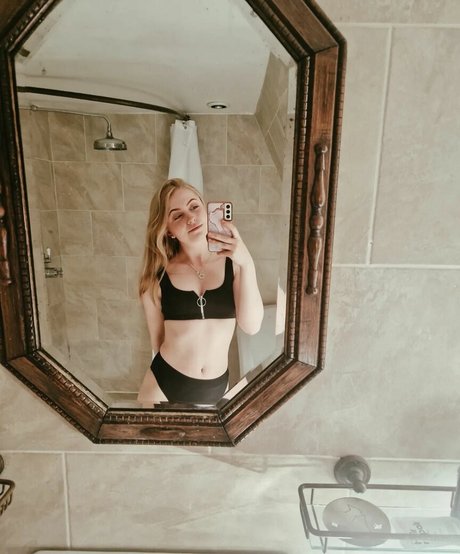 Olivia Tucker only fans leak nude