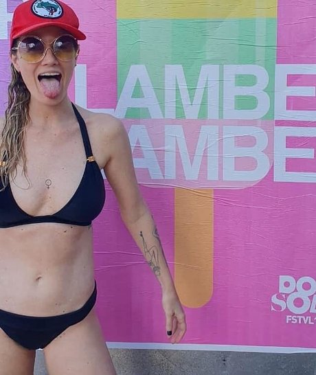 Ana Canas onlyfans naked leak