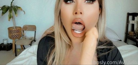 AvaArlo onlyfans nude pics