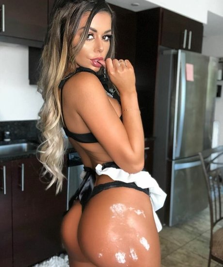 Juliannee onlyfans lesk