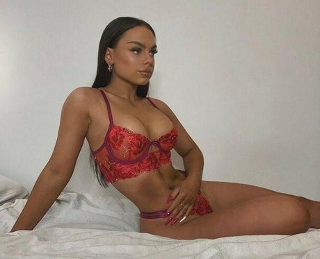 charlotte maynard onlyfans nude