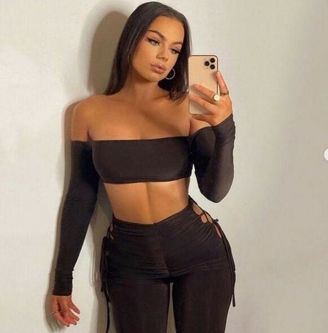 charlotte maynard only fans porn