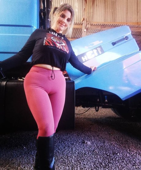 Felina Cris onlyfans leak