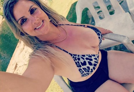 Felina Cris nude only fans leaks