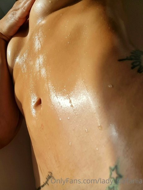 Helenacostelo  visual