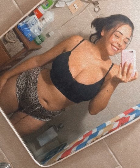 Belen Fernandez onlyfans photos