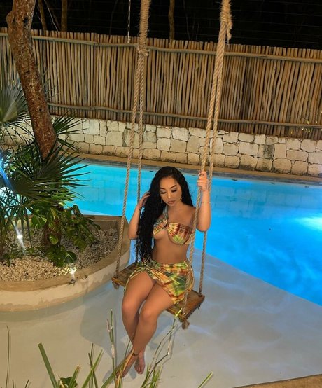 ohsoyoulily onlyfans leaked photos