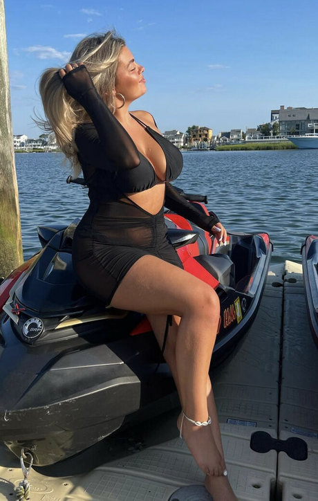 Jillian Villano onlyfans naked leak