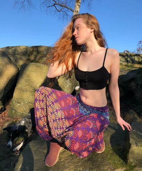 Lucie Rose Middleton onlyfans boobs