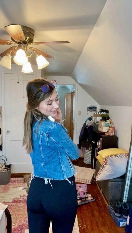 MoreLaceyisanerd onlyfans